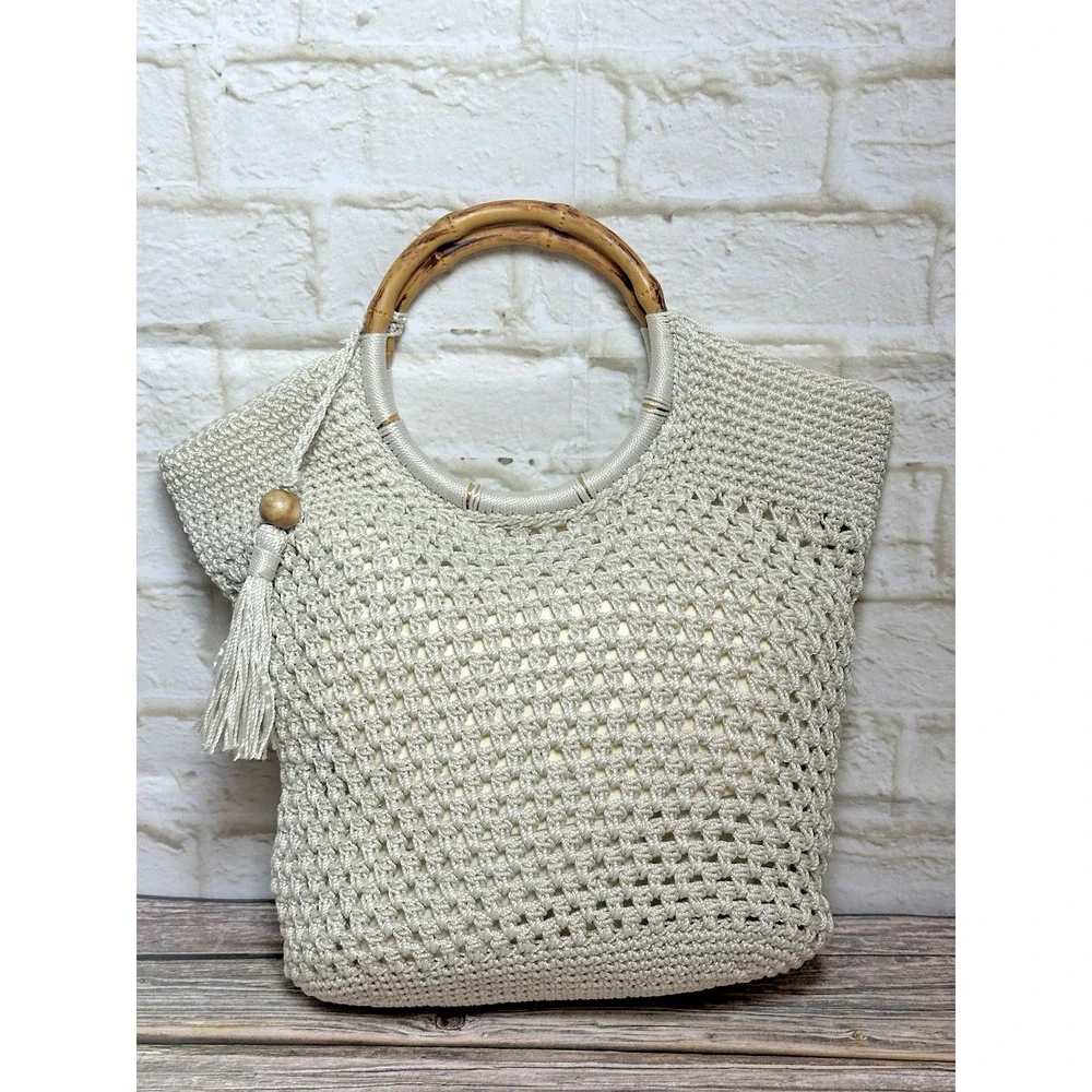 Unbranded crocheted ivory